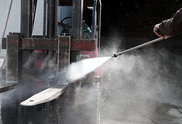Best Deck and Patio Pressure Washing in Saw Creek, PA